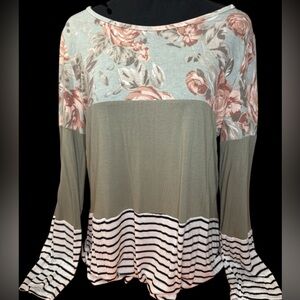 Lovely Melody Boutique Color-block Sage, Floral, Stripes Rayon Tunic Size Large